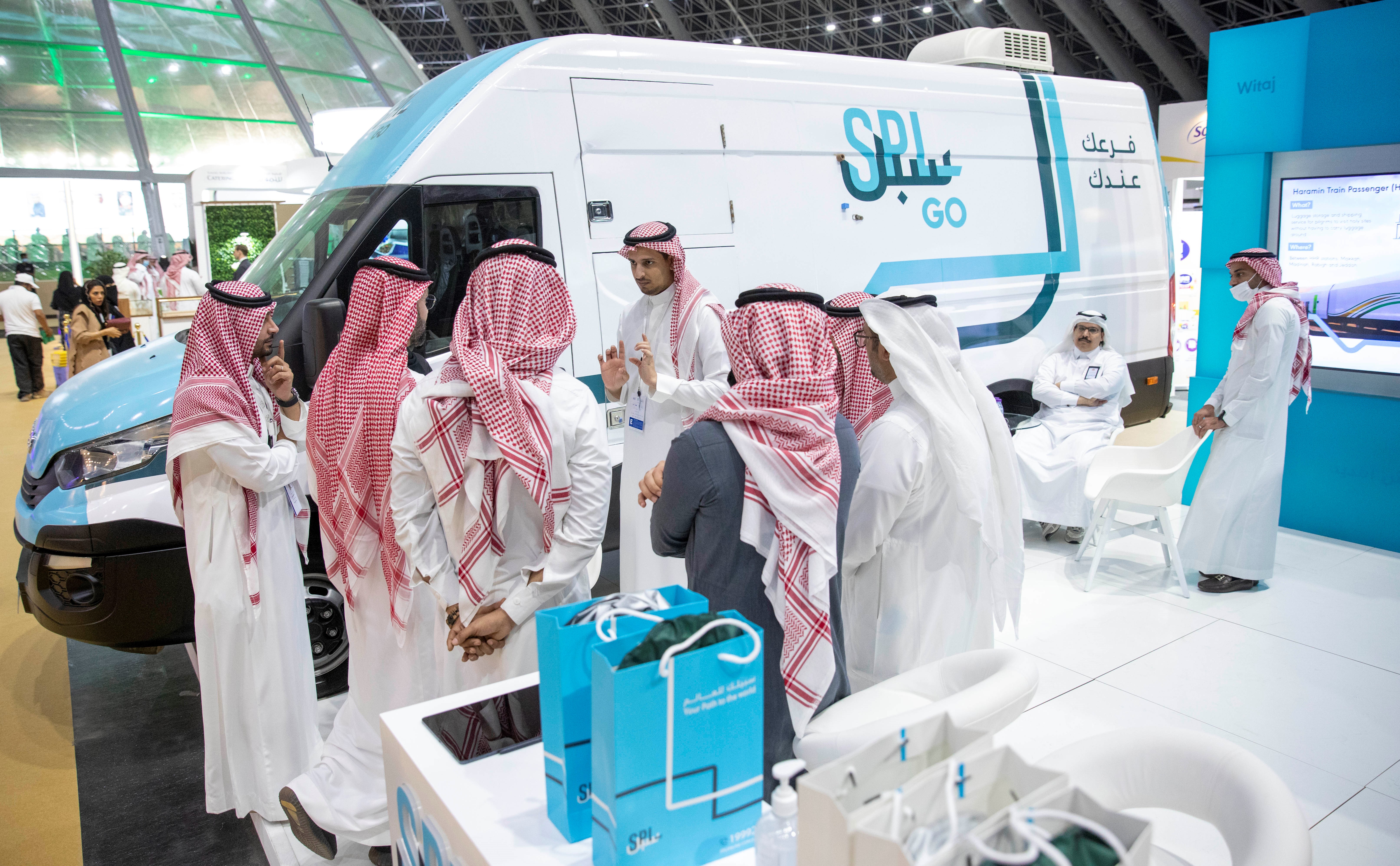 البريد السعودي| سبل مشاركاً في مؤتمر ومعرض خدمات الحج والعمرة في جدة